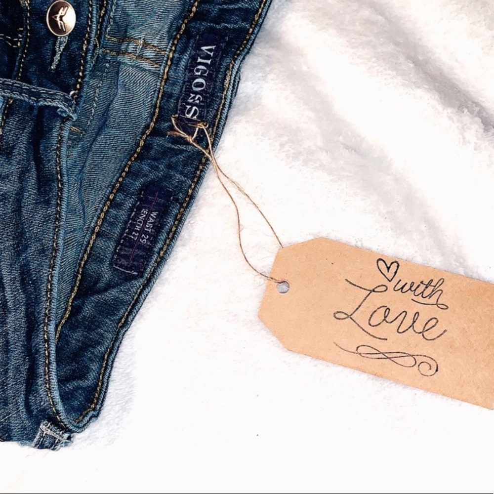 Come and buy with LOVE